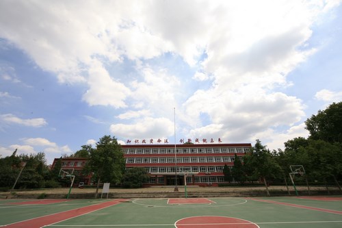 中國洛陽一拖技師學院有哪些熱門專業？